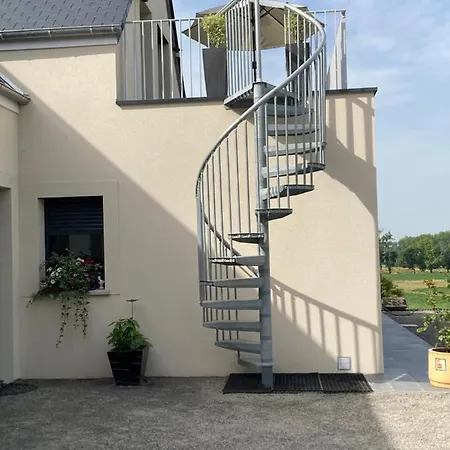 Appartement Lu'Ermael Avec Vue Mont Saint Michel Courtils Exterior photo