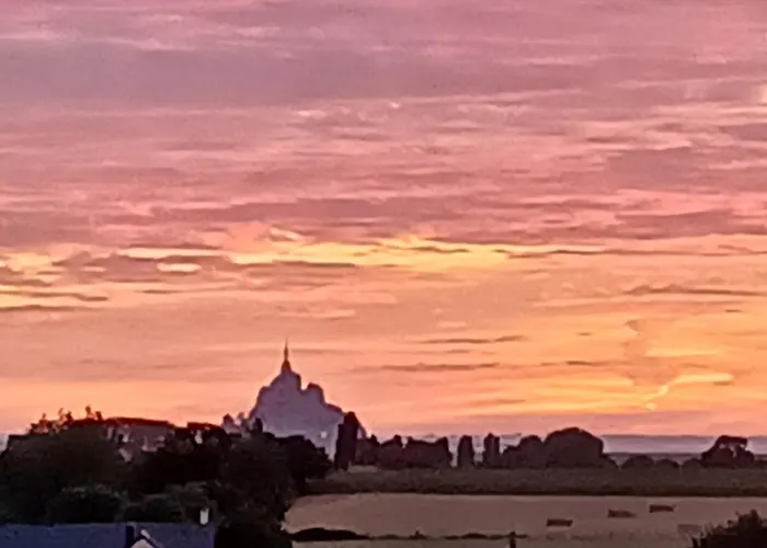 Appartement Lu\'ermael avec vue Mont Saint Michel